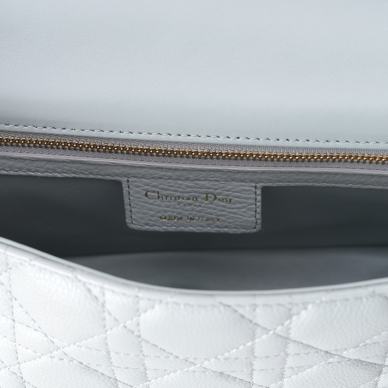 CHRISTIAN DIOR(USED)크리스찬디올 카로백 미듐